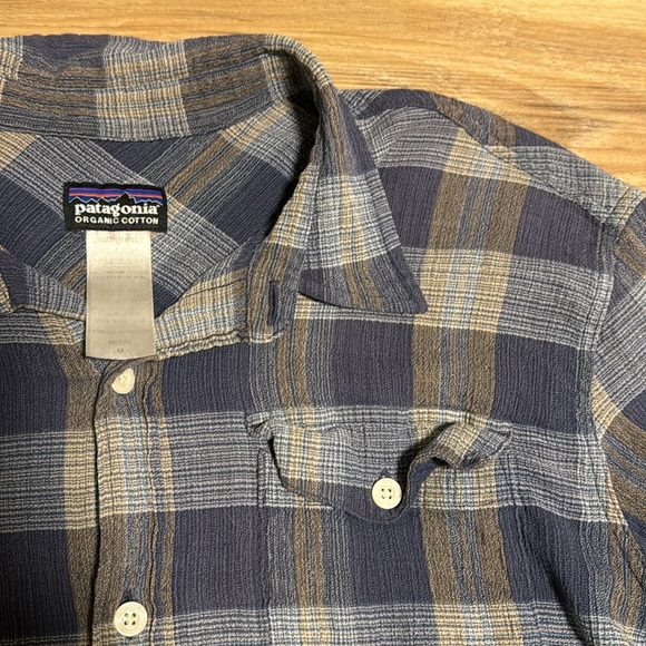 Patagonia | plaid button up organic cotton shirt - Picture 3 of 5